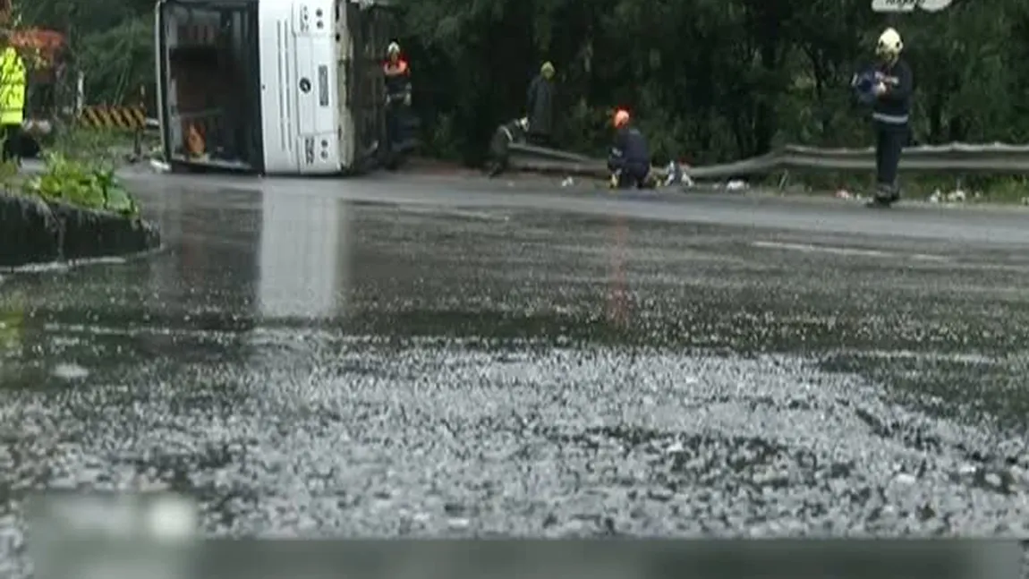 ACCIDENT CU AUTOCAR, ÎN BULGARIA. Şase ROMÂNI răniţi au fost aduşi la Spitalul de Urgenţă Floreasca VIDEO