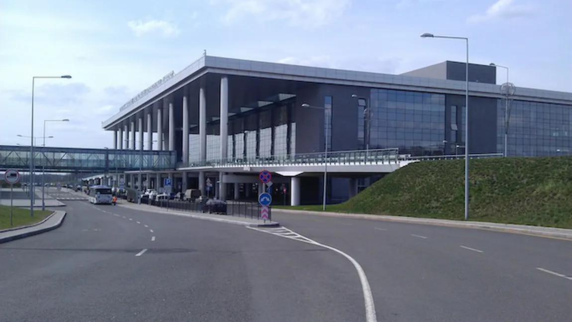 AEROPORTUL din DONEŢK, 