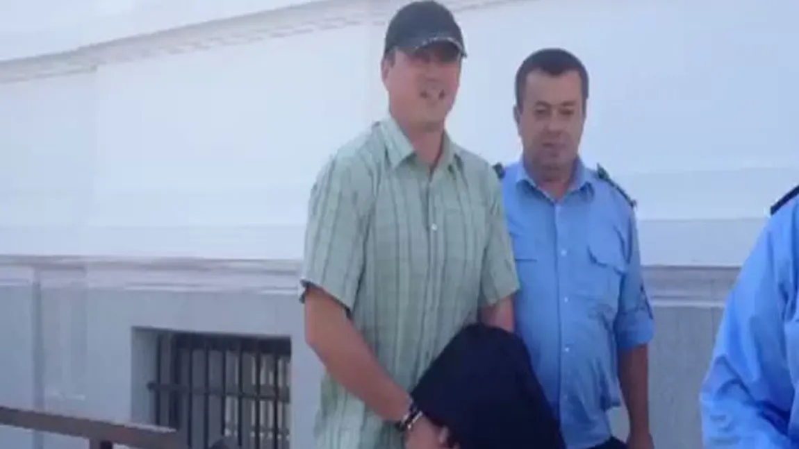 Primele imagini cu Cristian Cioacă la două luni de la condamnarea definitivă VIDEO