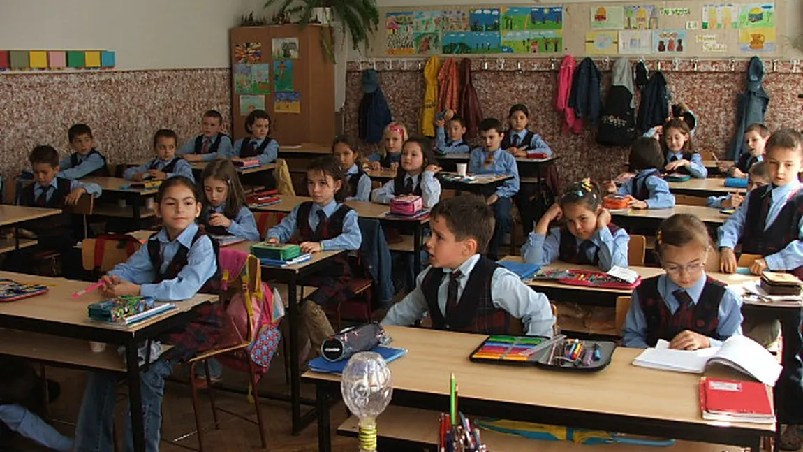 ANUNT IMPORTANT al ministrului Educaţiei privind anul şcolar 2014 - 2015