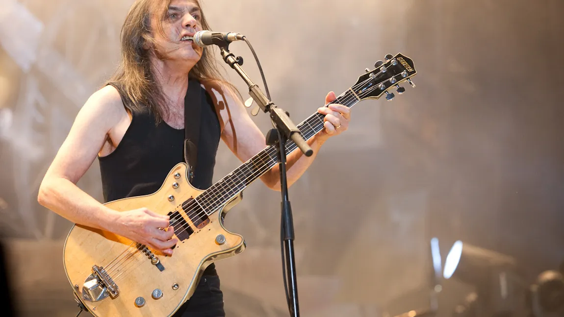 Malcolm Young, membru fondator al trupei AC/DC, suferă de demenţă