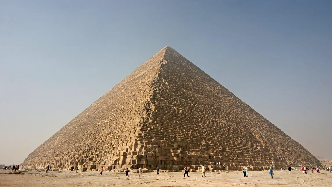 Primele imagini din camera secretă din Marea Piramidă. Nu au mai fost văzute de 4.500 de ani FOTO