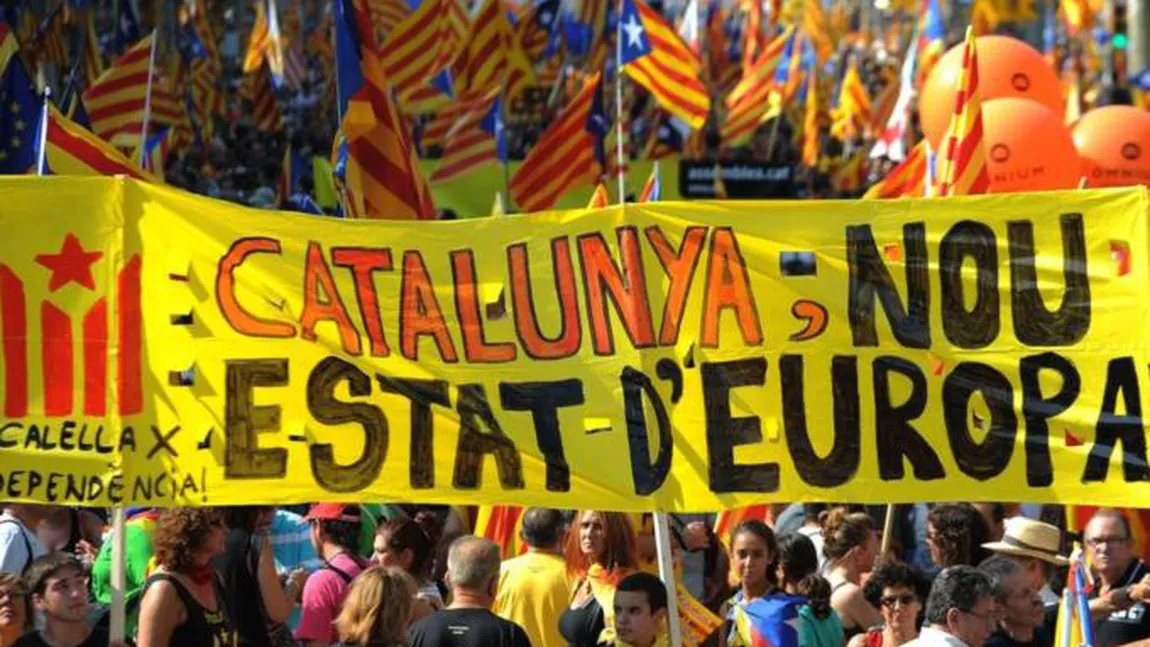 Mii de manifestanţi cer dreptul de a vota pentru INDEENDENŢA Cataloniei