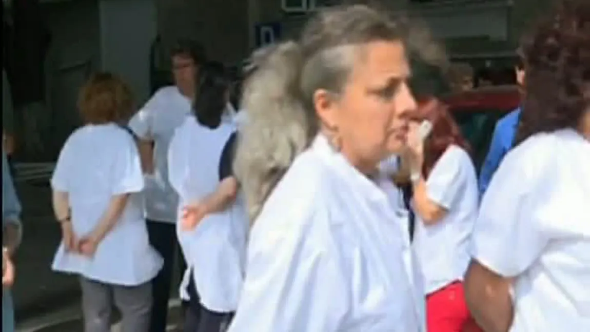 PROTEST la Institutul Cantacuzino pentru întârzierea salariilor. Ministrul Sănătăţii cere demisia directorului