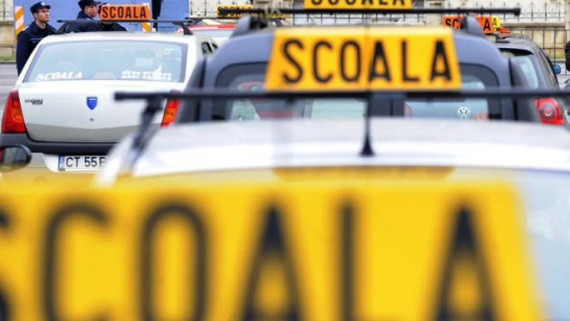 Cât costă, de fapt, ŞCOALA DE ŞOFERI. Află TOATE TAXELE pe care trebuie să le plăteşti