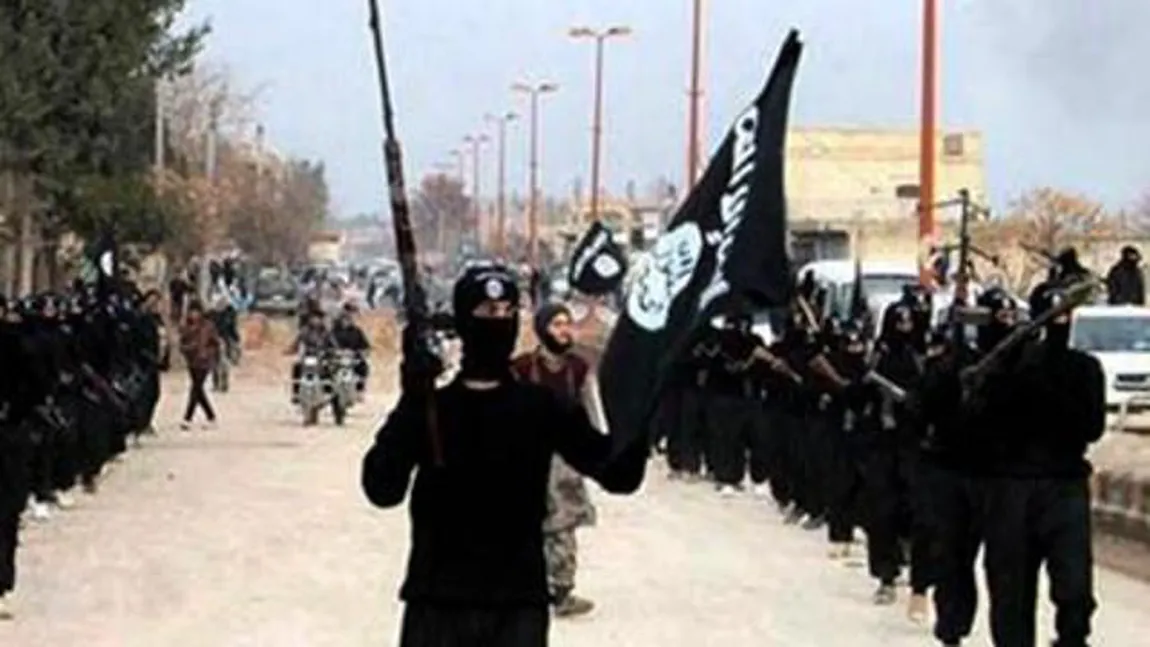 Francois Hollande este pentru o ACŢIUNE MILITARĂ împotriva jihadiştilor Statului Islamic