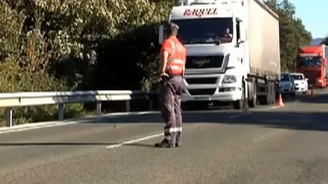 Trei români, dintre care doi copii, morţi într-un alt accident în Spania