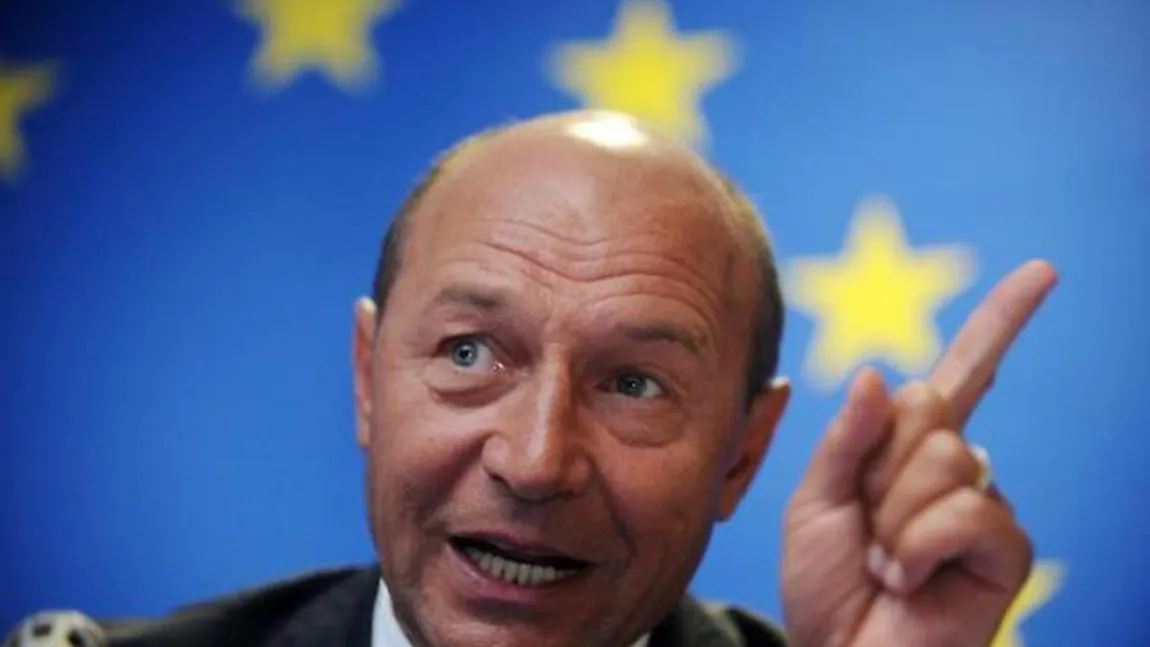 Băsescu: Vom avea ALEGERI ANTICIPATE dacă Iohannis va câştiga şi va fi declarat incompatibil VIDEO