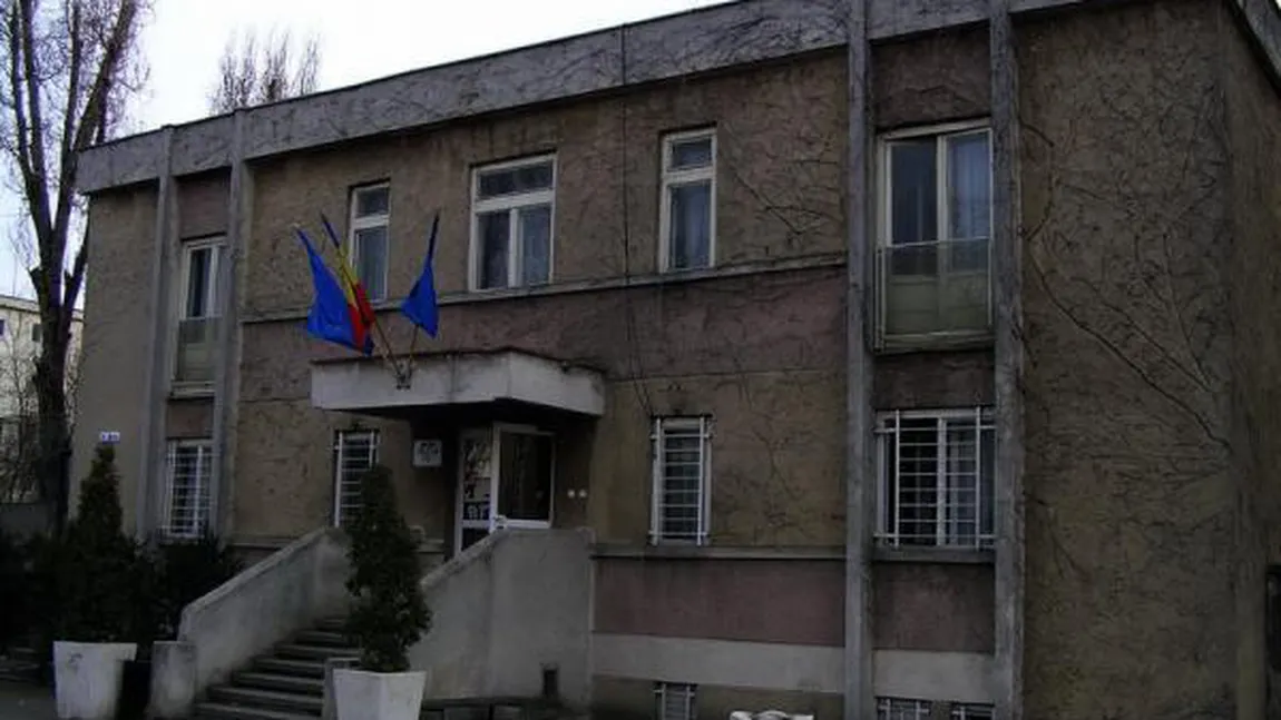 Acţiune fără precedent în Capitală. Poliţişti anchetaţi după ce au fost acuzaţi că îşi TORTURAU suspecţii