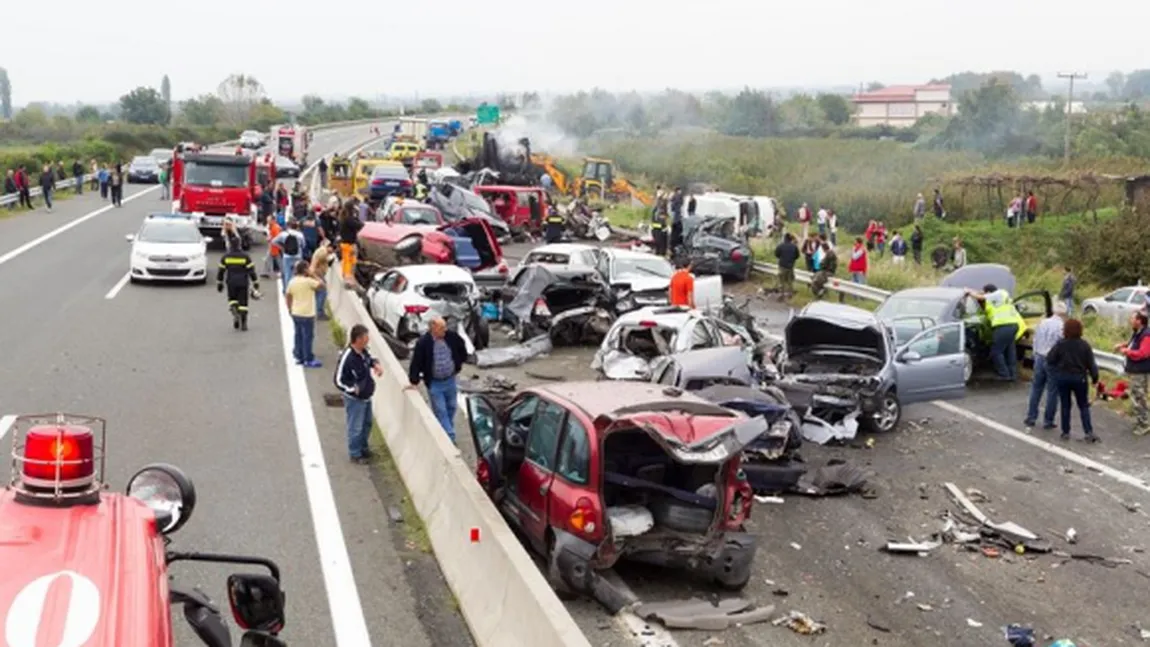 Firma care deţinea autocamionul implicat în accidentul din Grecia a fost amendată