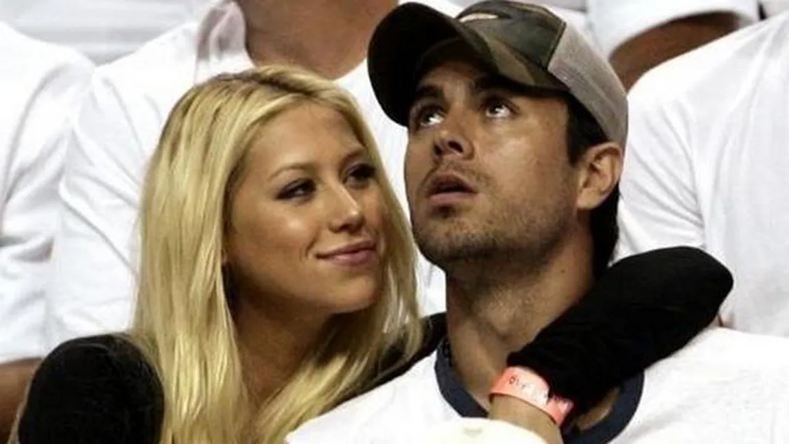 DIVORŢUL ANULUI: Enrique Iglesias s-a despărţit de rusoaica Anna Kournikova