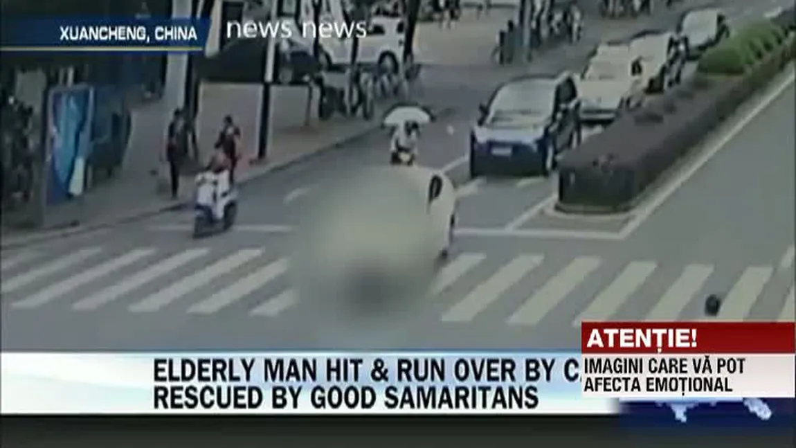 Accident teribil în China: Un bătrân care se plimba cu bicicleta a ajuns sub roţile unei maşini VIDEO