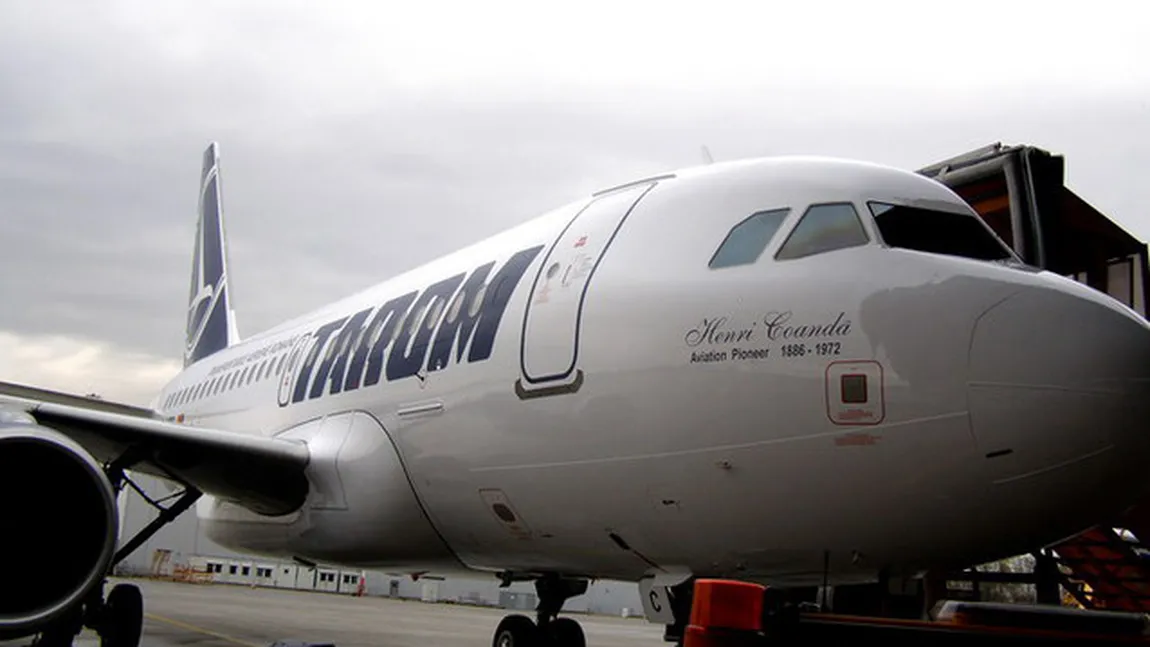 Noi PROBLEME la Tarom. Zborul Bucureşti-Salonic, ANULAT din cauza lipsei de personal