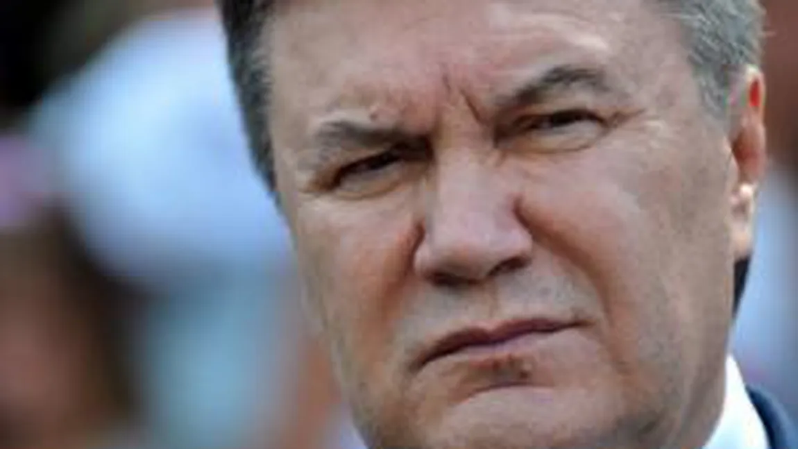 S-a ales praful de el: Viktor Ianukovici este BEAT TOT TIMPUL şi a căzut în DEPRESIE - GALERIE FOTO