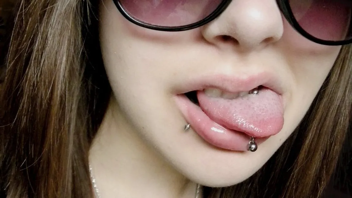 Când şi cum poate deveni piercingul un factor de risc pentru sănătate