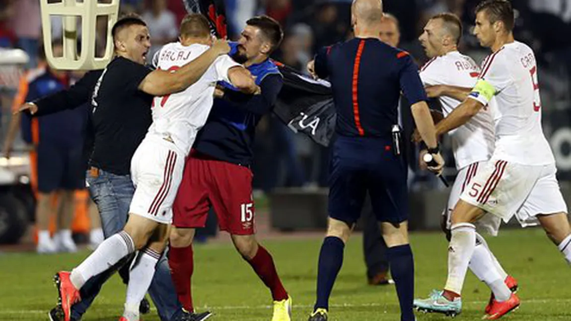 UEFA a sancţionat DRASTIC Serbia şi Albania, după incidentele de la Belgrad VIDEO