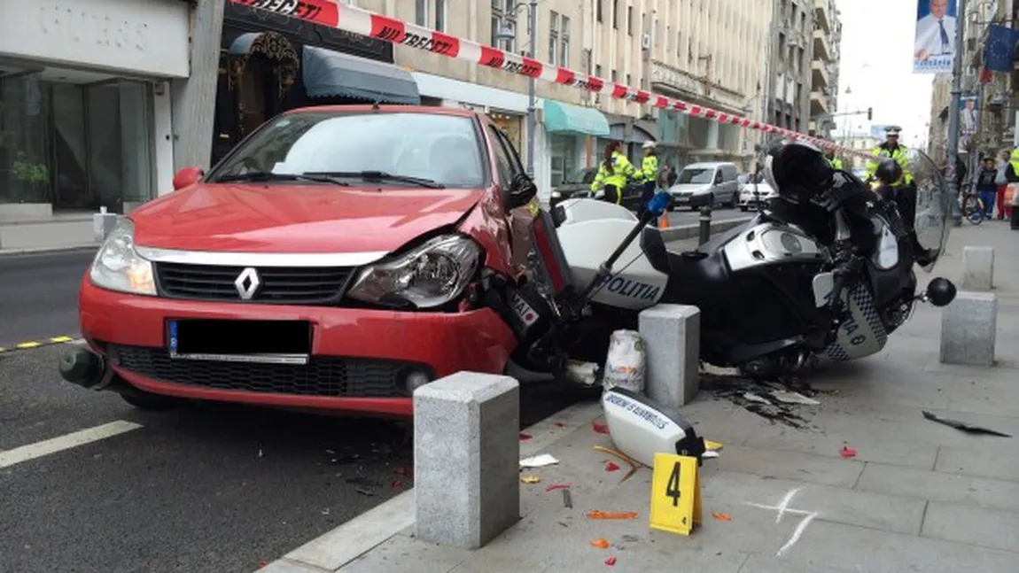 Un poliţist pe motocicletă a fost accidentat GRAV de un şofer în Bucureşti FOTO