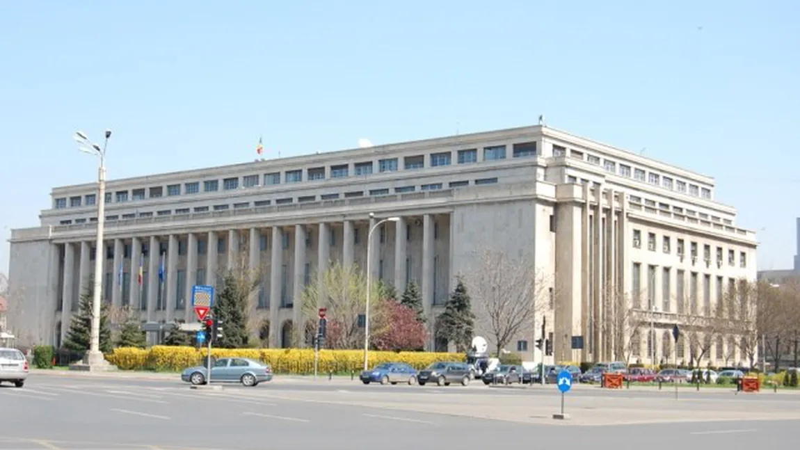 Proiectul de lege privind abilitarea Guvernului de a emite ordonanţe a fost aprobat