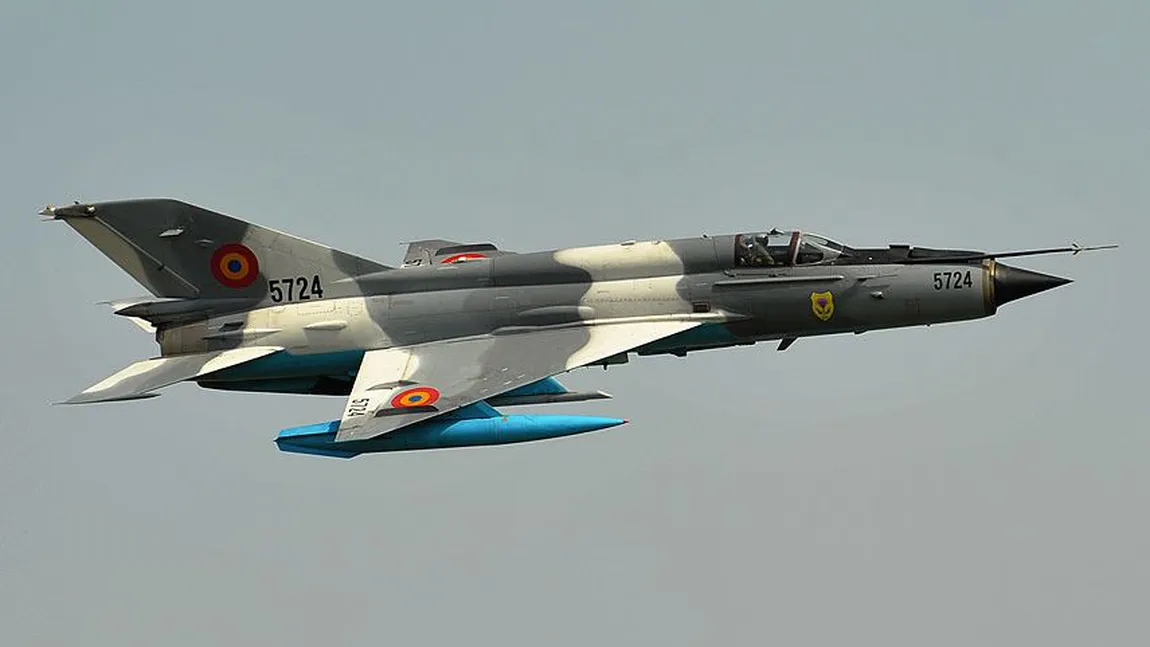 Cum a scăpat ca prin minune un MIG 21 Lancer al Forţelor Aeriene Române de ciocnirea cu un OZN