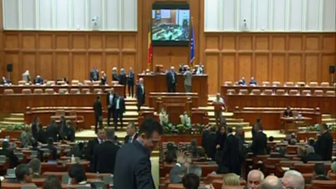 DECIZIE PARLAMENT. Votul final pentru BUGET, în ziua în care Klaus Iohannis depune jurământul