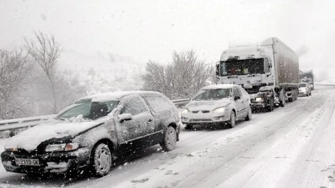 NINSORI, GER şi POLEI în toată ţara. Află care sunt DRUMURILE CU PROBLEME