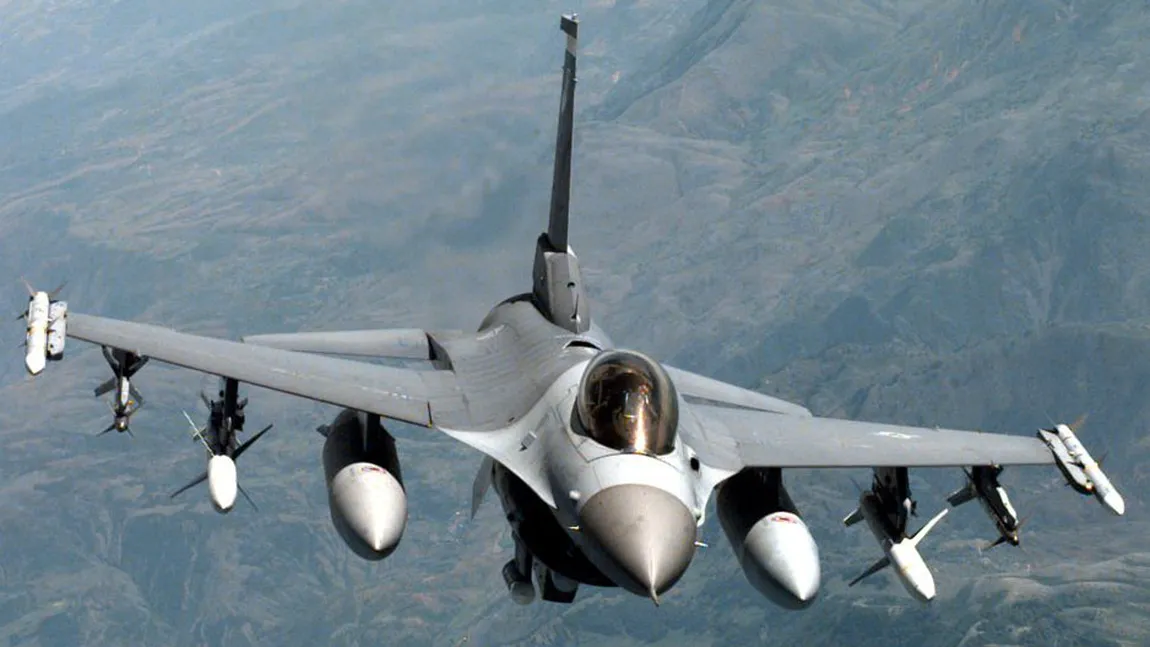 Prăbuşirea avionului F-16 în Spania: Aeronava a avut o problemă la decolare