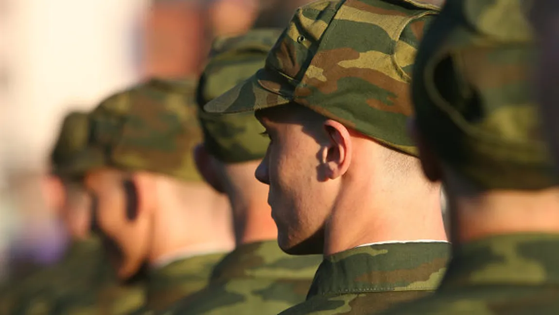 Străinii se pot înrola în armata rusă cu o singură condiţie. Află ce a cerut Putin