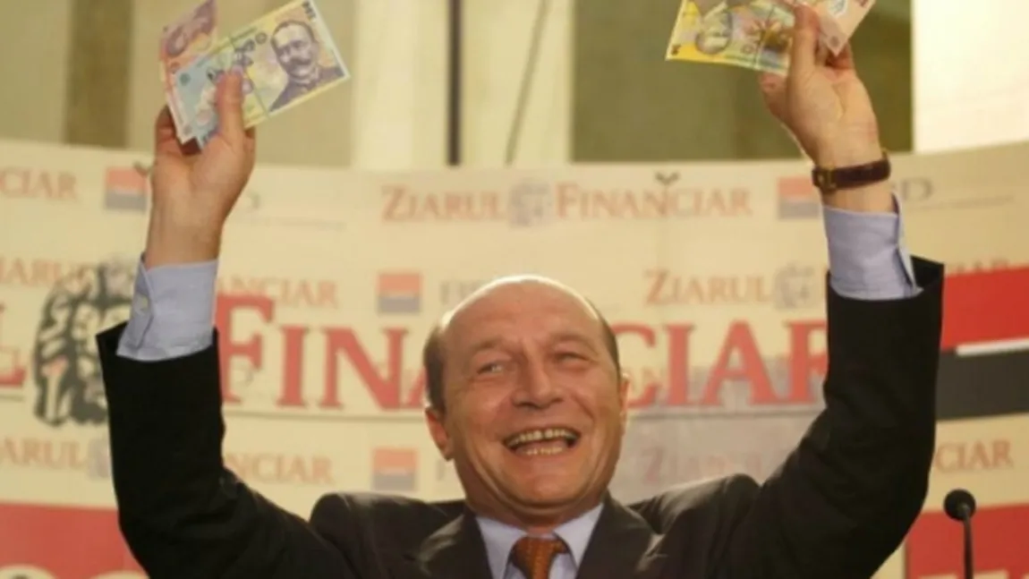 Cu cât a crescut AVEREA lui Traian Băsescu în cei zece ani cât a condus România