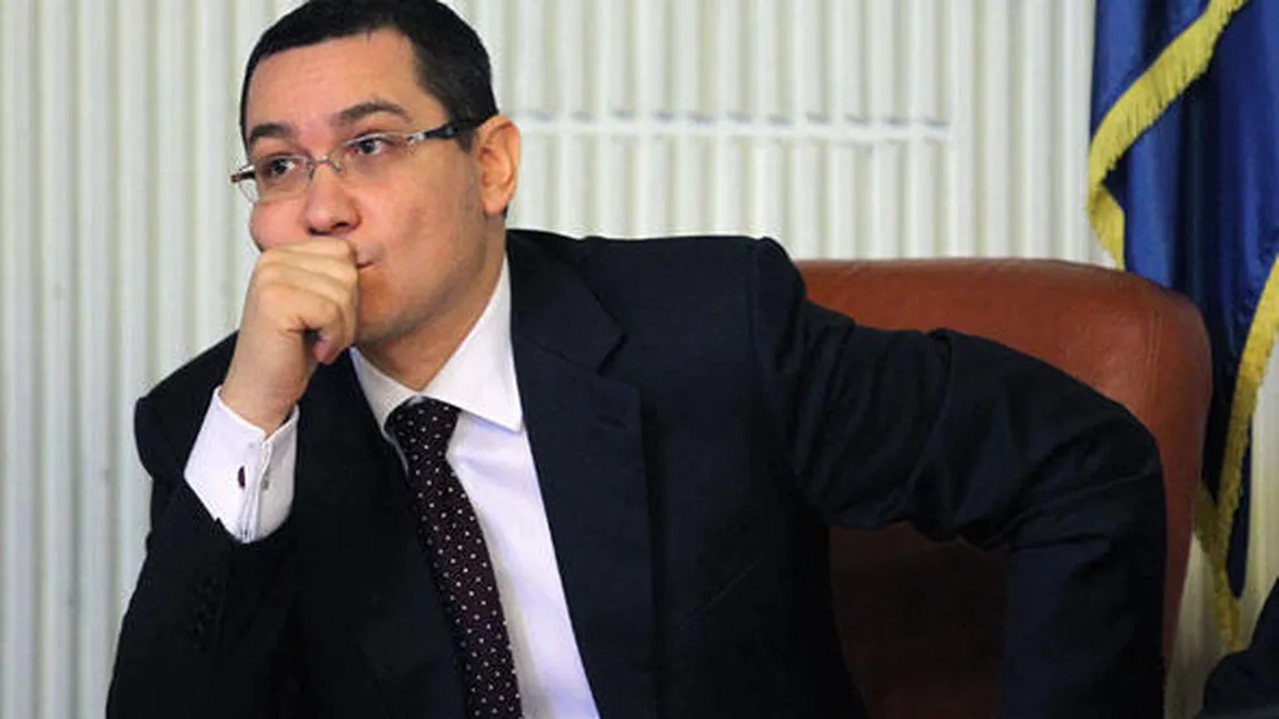 Victor Ponta, profund ŞOCAT de tragedia din Paris. Mesaj în franceză pe Twitter