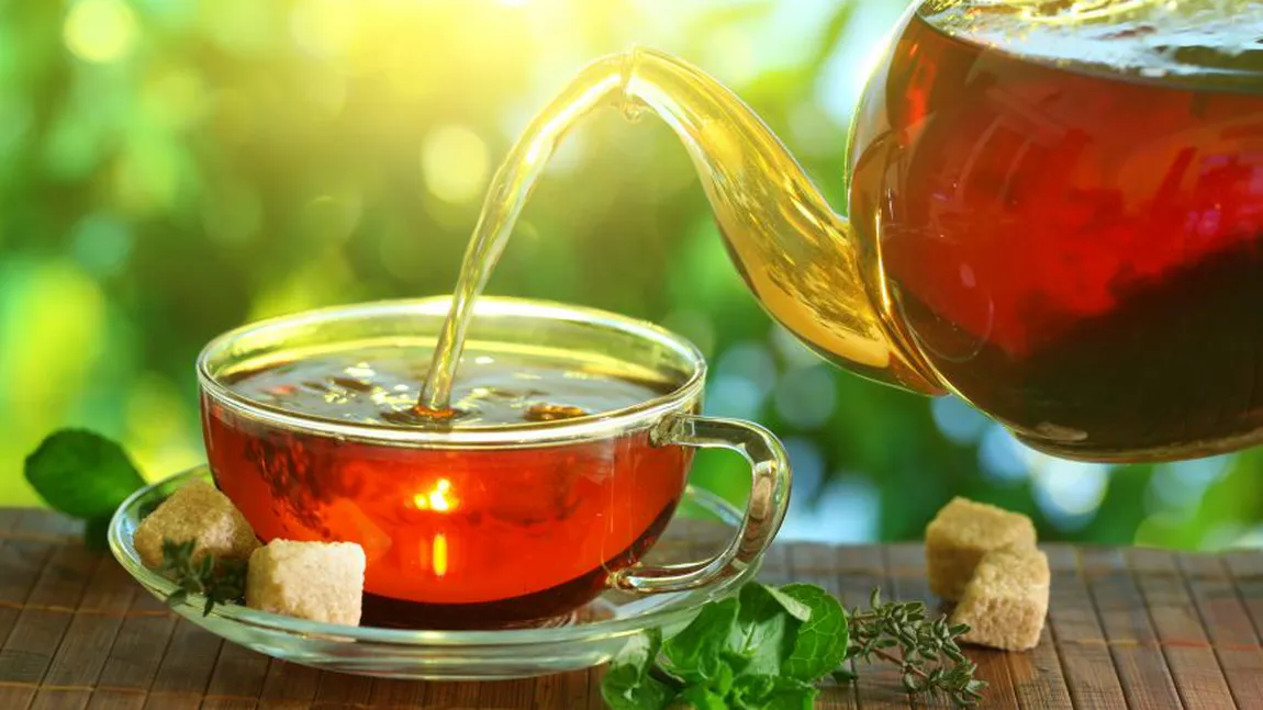 Descoperă cum se bea ceaiul în Turcia, Africa, Hong Kong şi Marea Britanie
