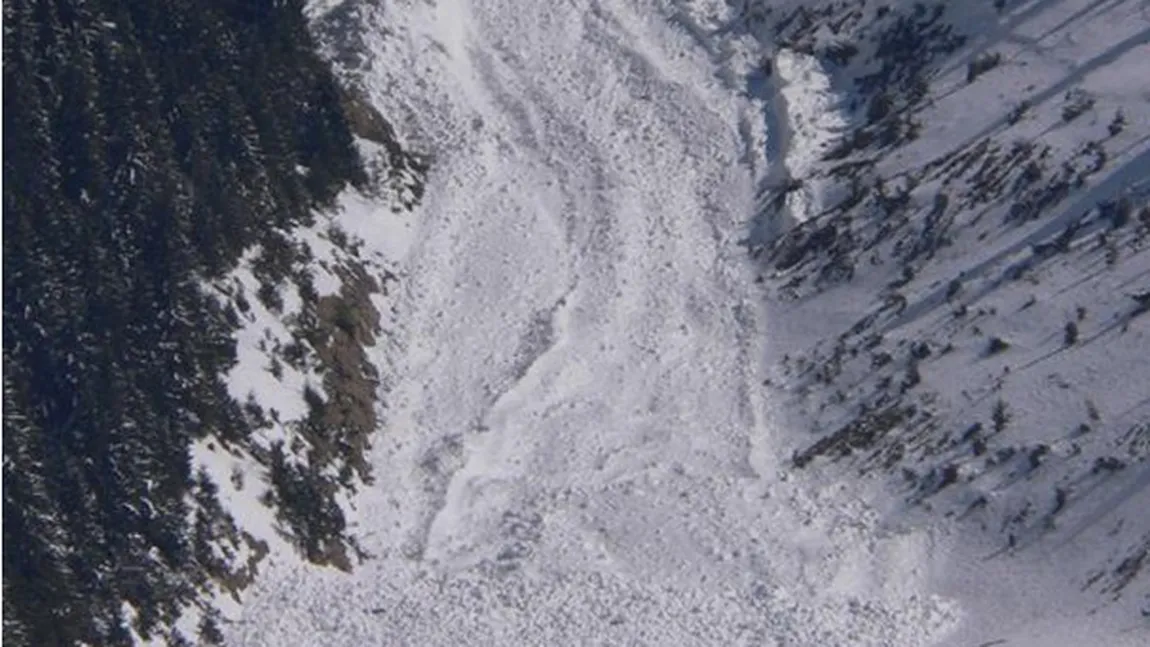 Troiene de doi metri şi risc sporit de avalanşă la Bâlea Lac