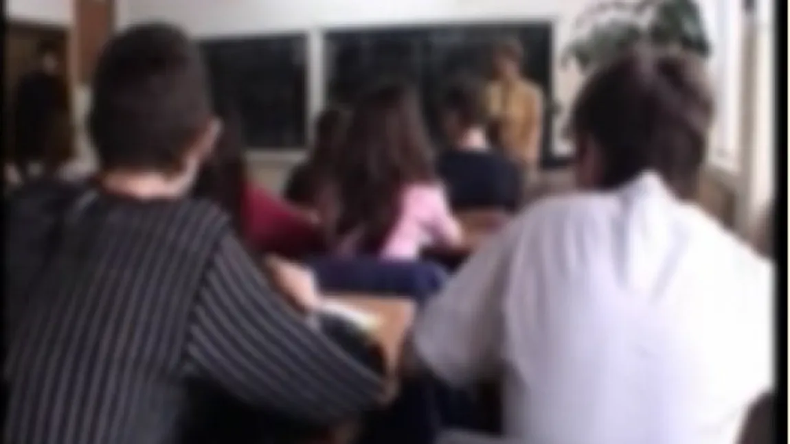 SCANDAL la un liceu din Medgidia: O profesoară s-a bătut cu elevii