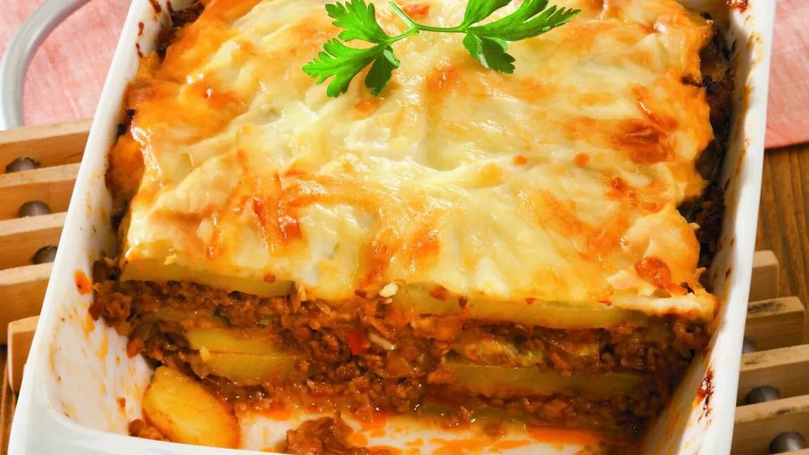 REŢETA ZILEI: Musaca de cartofi şi carne