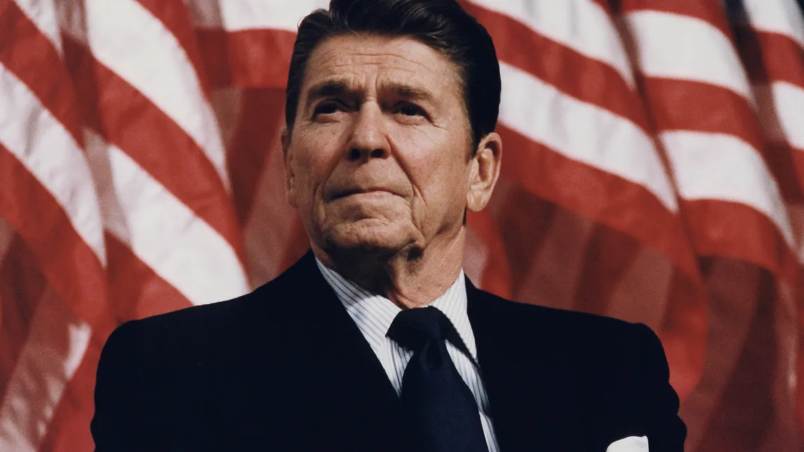 Bustul preşedintelui american Ronald Reagan, amplasat în Prahova, ca simbol al luptei anticomuniste