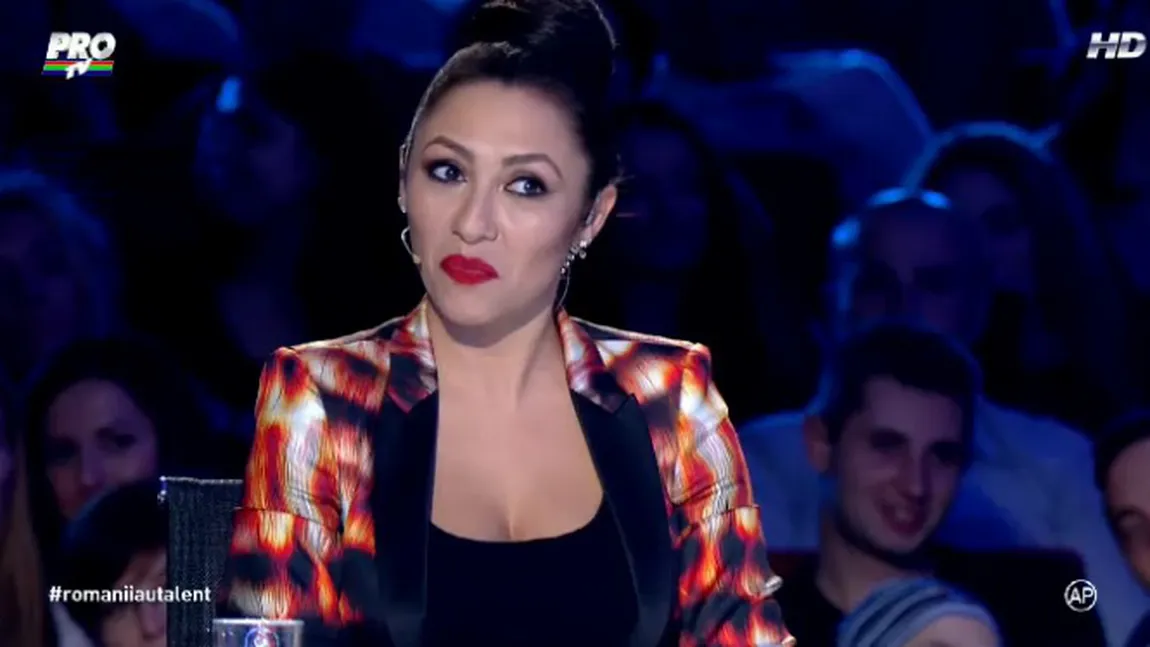 ROMANII AU TALENT. O elevă i-a lăsat mască pe juraţi cu mişcările sale: 