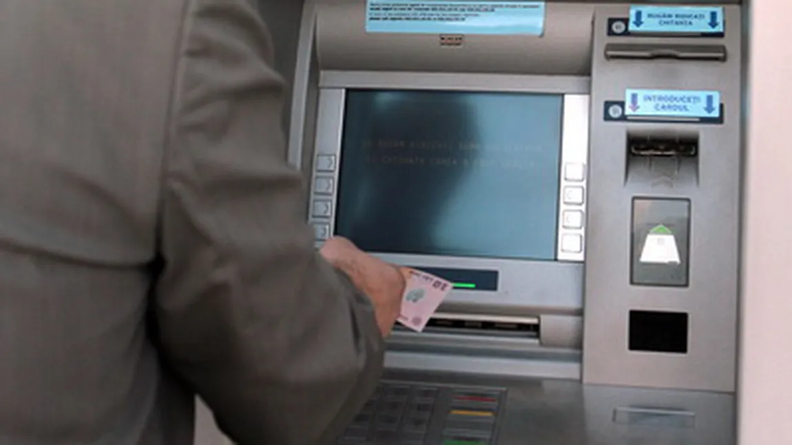 Comisioanele, afişate la ATM-uri, începând de marţi