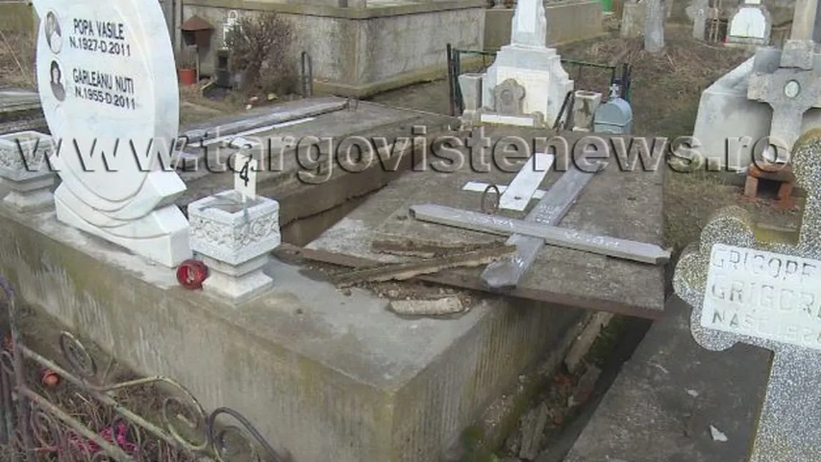 Zeci de morminte din Dâmboviţa au fost PROFANATE de hoţi