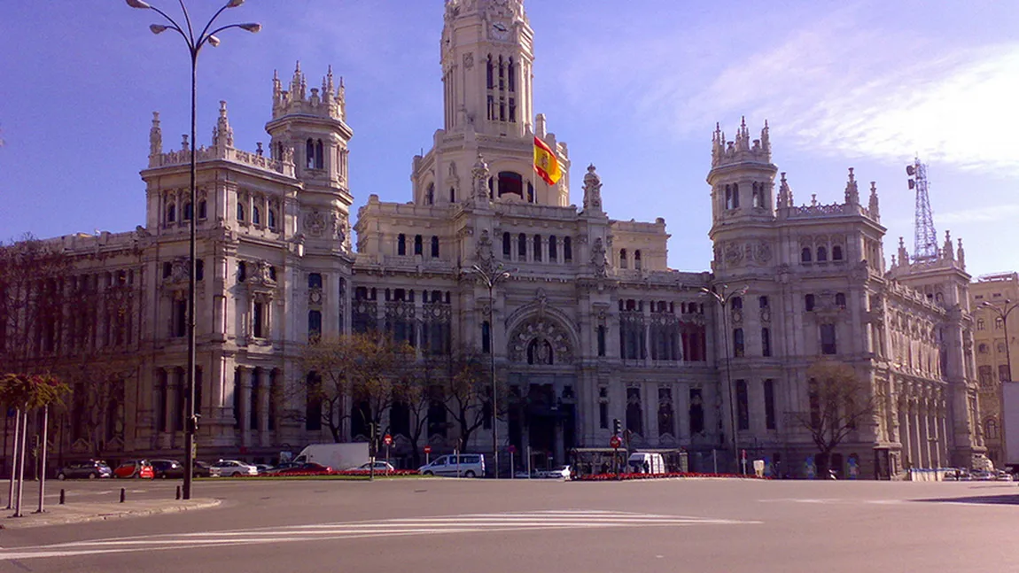 Evacuarea parţială a primăriei din Madrid după descoperirea unui plic cu praf alb