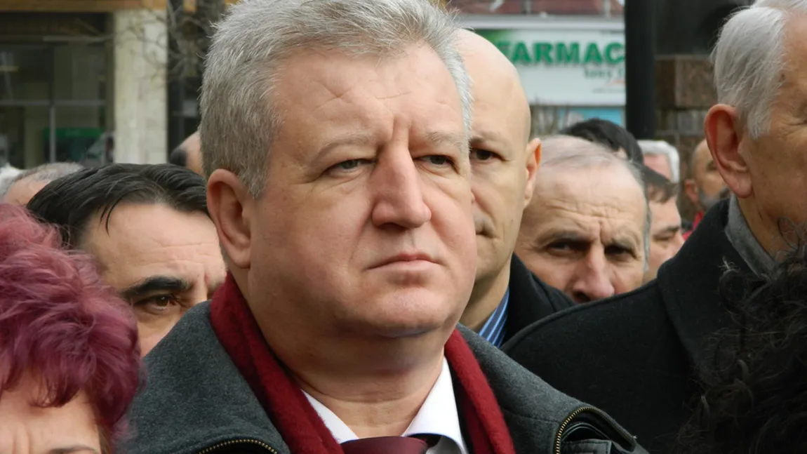 Daniel Savu cere şi anchetarea senatorului Volosevici în dosarul primarului Iulian Bădescu
