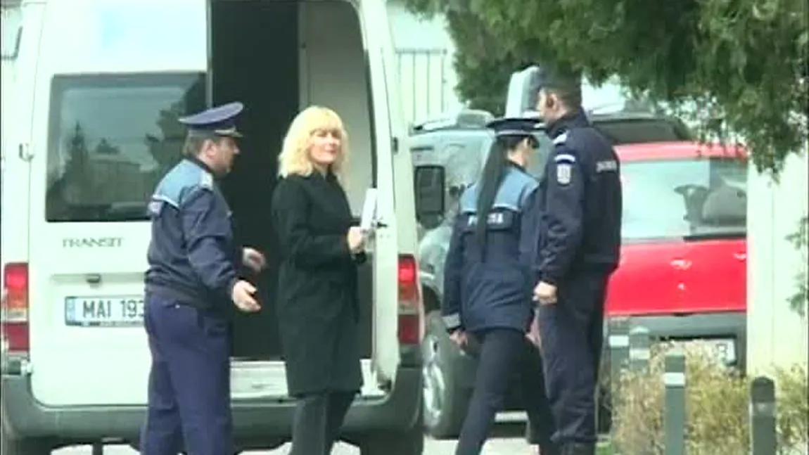 ELENA UDREA află luni cât mai stă după gratii. DNA cere prelungirea arestului în Dosarul Gala Bute