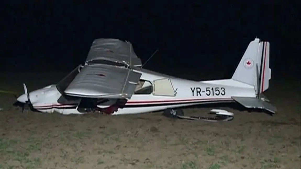 Un avion a aterizat forţat pe un câmp, în Bacău VIDEO