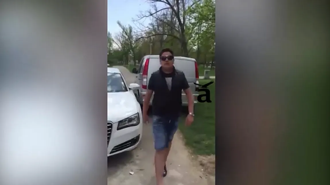 Mafia îngheţatei în Constanţa: Un bărbat, bătut şi ameninţat de interlopi într-un parc plin de copii VIDEO