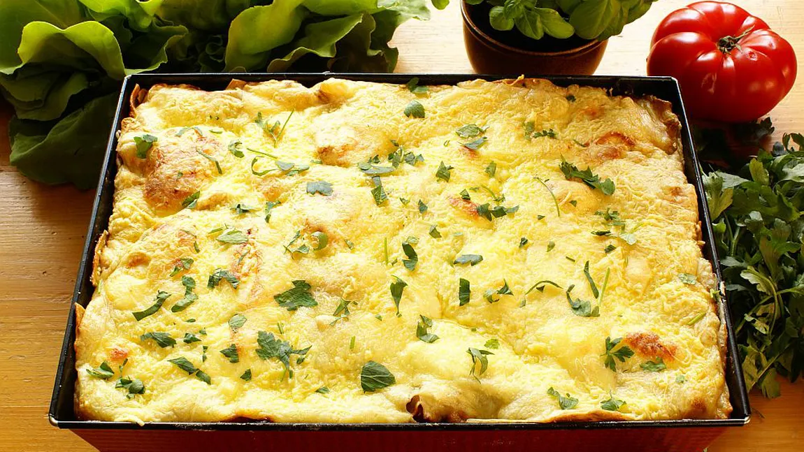 REŢETA ZILEI: Lasagna cu ştevie şi brânză de oaie