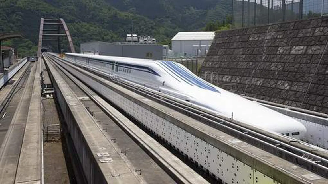 Record mondial de viteză pe calea ferată. Un tren a atins 590 km/oră