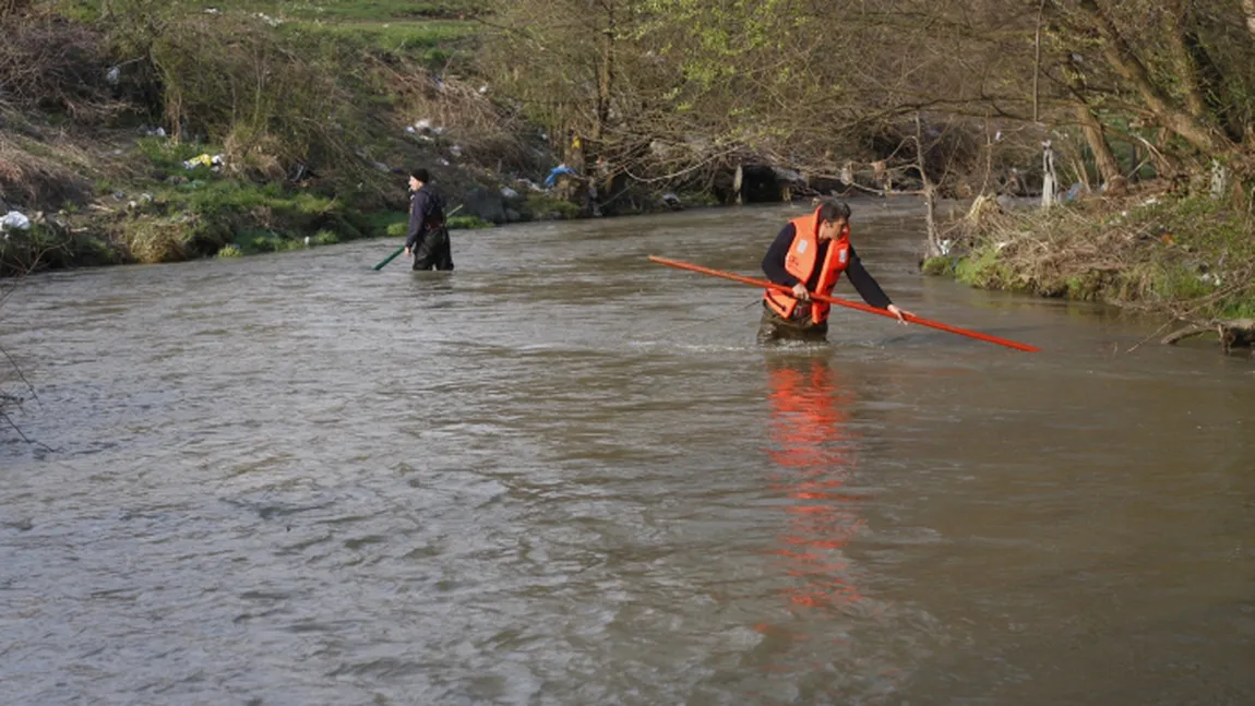 Tragedie în Sibiu. Doi copii s-au înecat în timp ce pescuiau