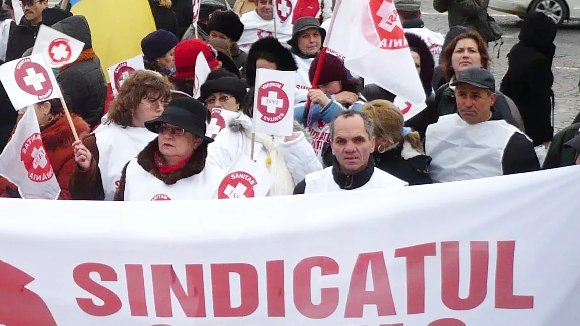 Proteste la ministerele Sănătăţii, Muncii şi Finanţelor: Sindicaliştii Sanitas cer creşterea salariilor VIDEO