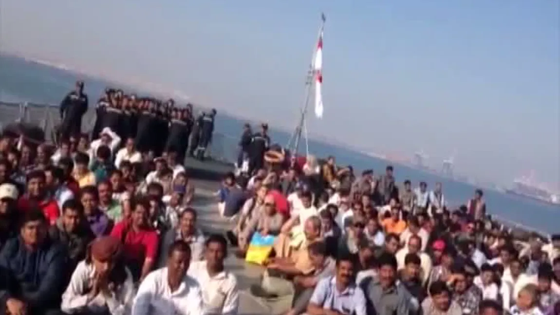 Mai mulţi români, salvaţi cu navele din Yemen. Alţi conaţionali cer disperaţi ajutorul autorităţilor române