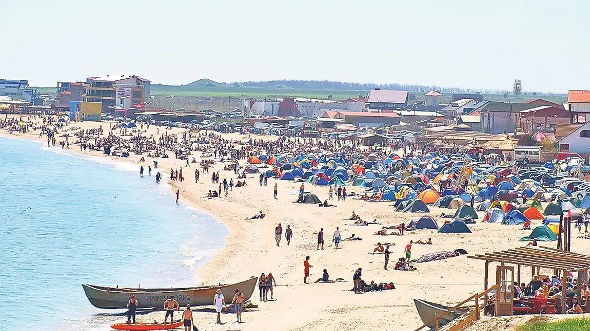 Staţiunile Mamaia şi Vama Veche, pline până la refuz de 1 Mai