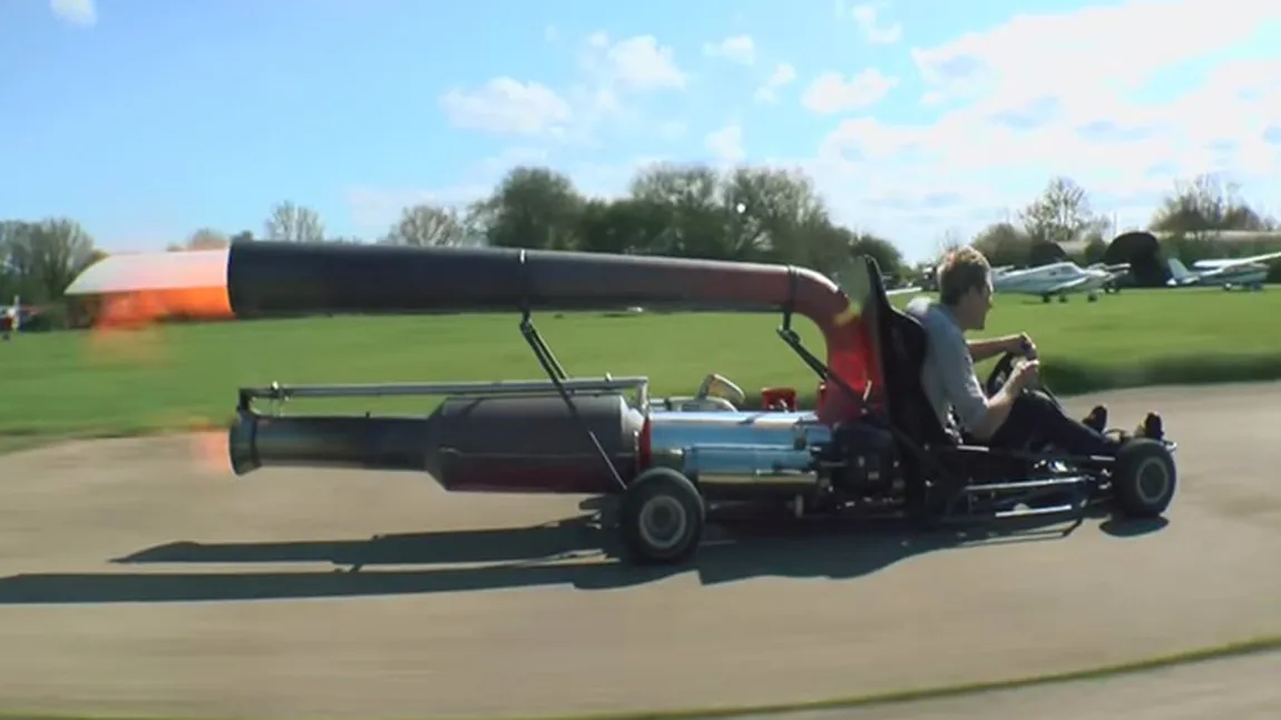 Distracţie pentru oameni mari. A fost inventat kartul care prinde 100 km/oră VIDEO