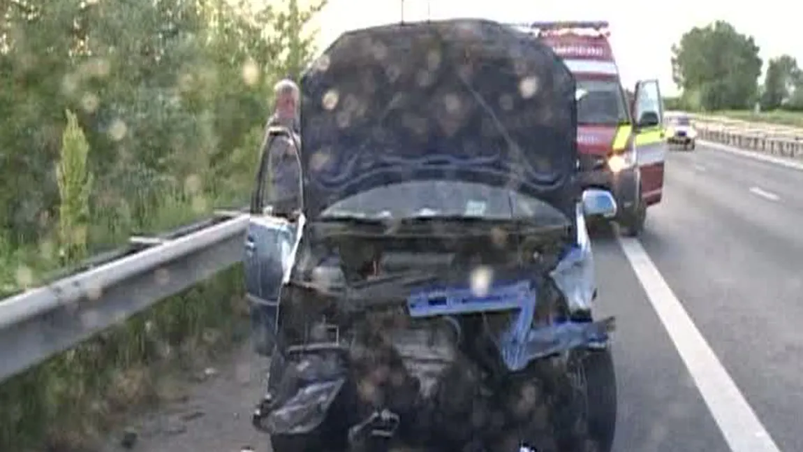 ACCIDENT la întoarcerea de la mormântul lui Arsenie Boca. Trei persoane au fost rănite VIDEO